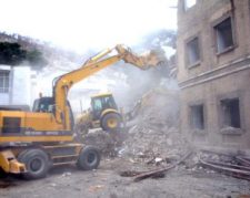 تخریب بازسازی و تعمیر ساختمان طرفی