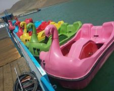 قایق پدالی فایبر گلاس زرین کار صفاهان