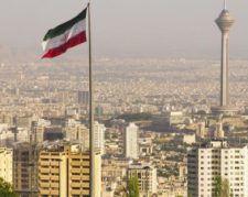 خرید انواع پرچم ایران (پرچم تشریفات-پرچم رومیزی-پرچم اهتزاز)