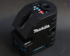 تراز لیزری دوخط ماکیتا مدل SK103PZ