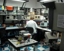تعمیرات تخصصی انواع دستگاههای آزمایشگاهی