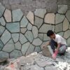 فروش سنگ لاشه سنگ سازان قادری همراه با نصب سنگ