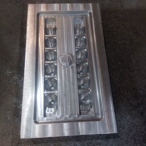 خدمات فرز دستگاه cnc  و قالب سازی