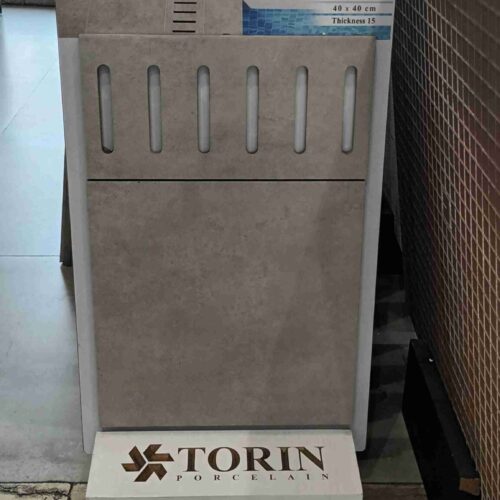 کاشی های کنار استخری گریل